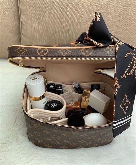louis vuitton makeup